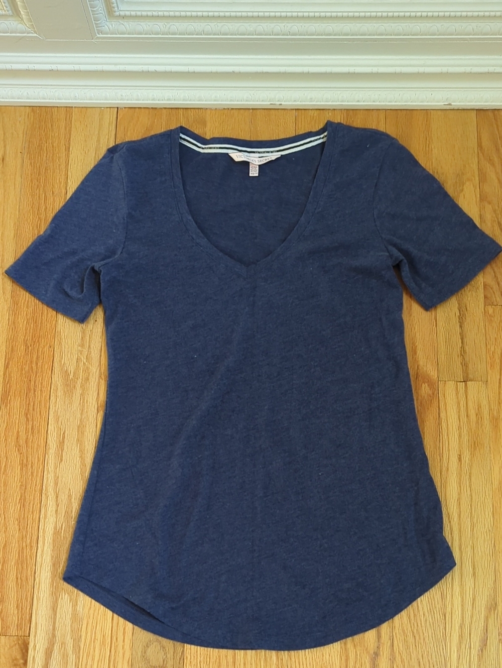 Victoria's Secret Navy V-Neck Short Sleeve Tee